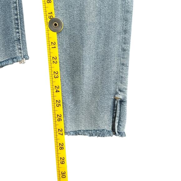 Kensie Light Wash Distressed Raw Hem Front Pockets Skinny‎ Jeans Size 8 29 - Picture 10 of 10
